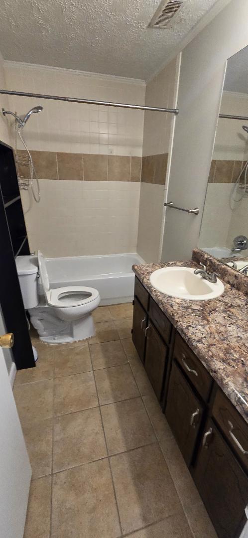 Building Photo - 5429 McIntosh Rd