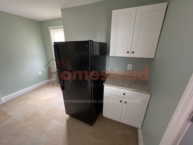 Foto del edificio - 1003 Chester Pike