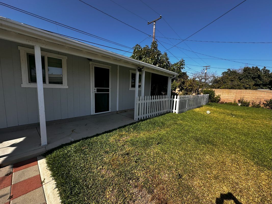 Foto principal - 2217 W Elder Ave