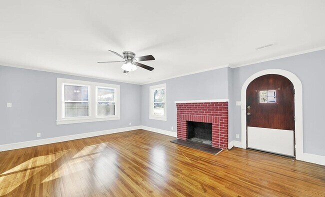 Foto del edificio - 2212 Edison St