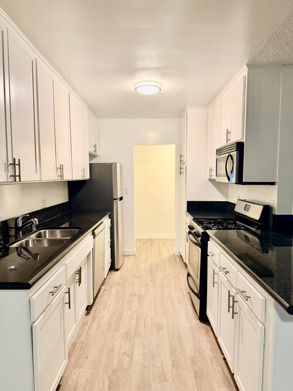 Foto del edificio - 1284 Havenhurst Dr