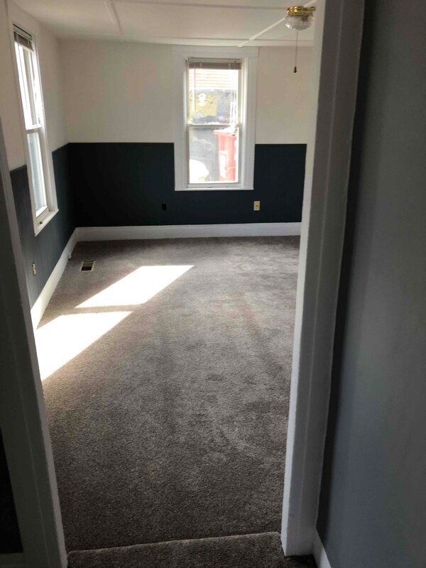 Foto del edificio - 232 S Main St