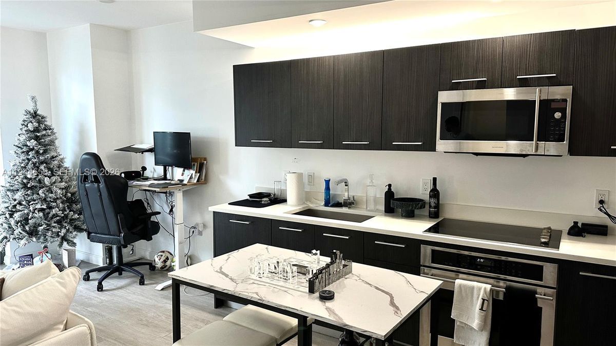 Foto del edificio - 55 SW 9th St