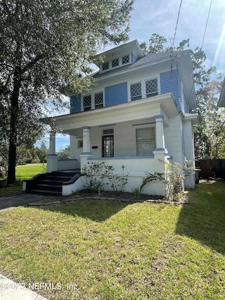 Building Photo - 1739 Silver St
