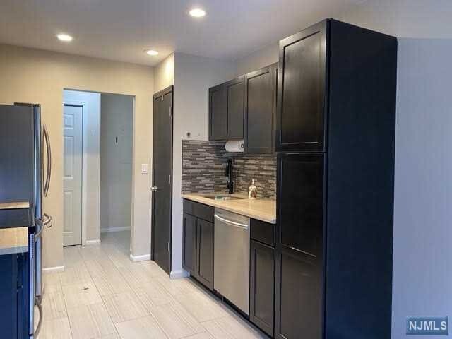 Building Photo - 268 Kipp St