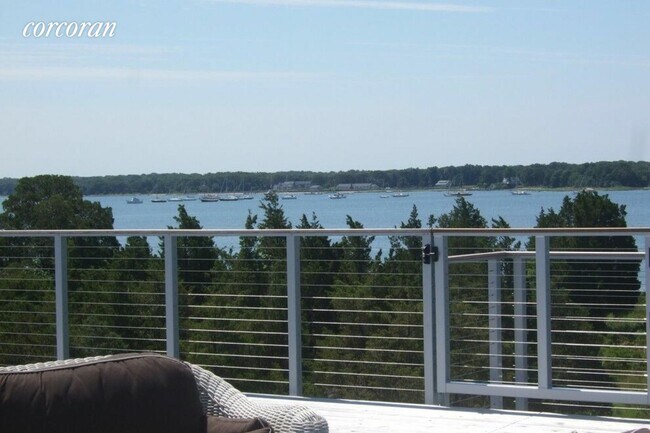 Building Photo - 28 Ram Island Dr