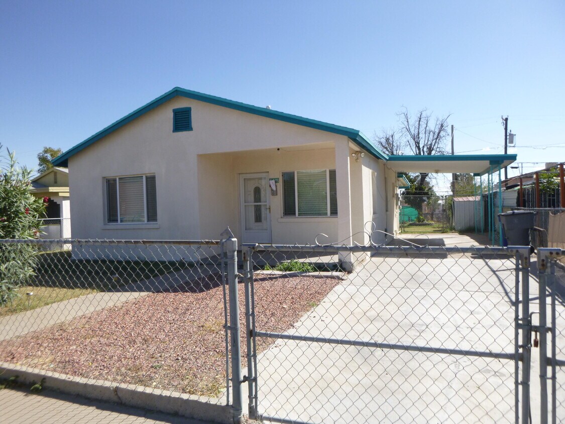 Foto principal - 5418 Frutas Ave