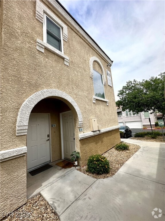 Building Photo - 9975 Peace Way