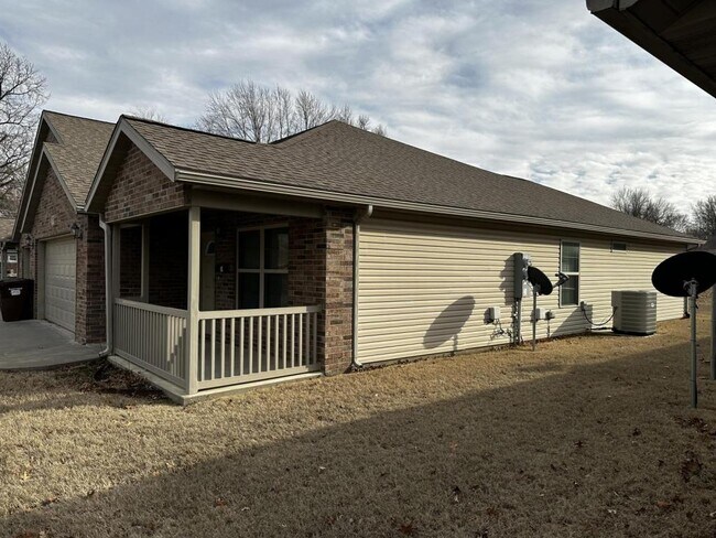 Foto del edificio - 822 15th St