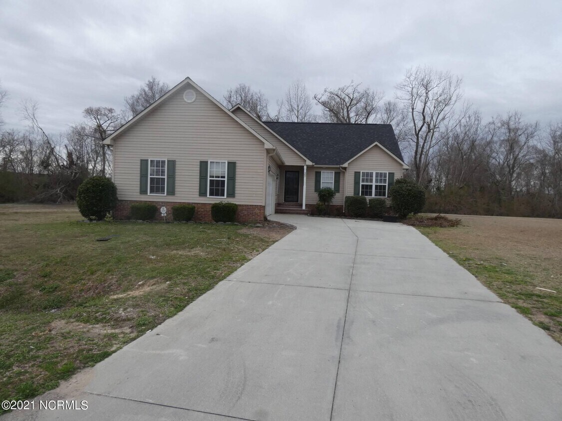 Primary Photo - 307 Rivers Edge Ct