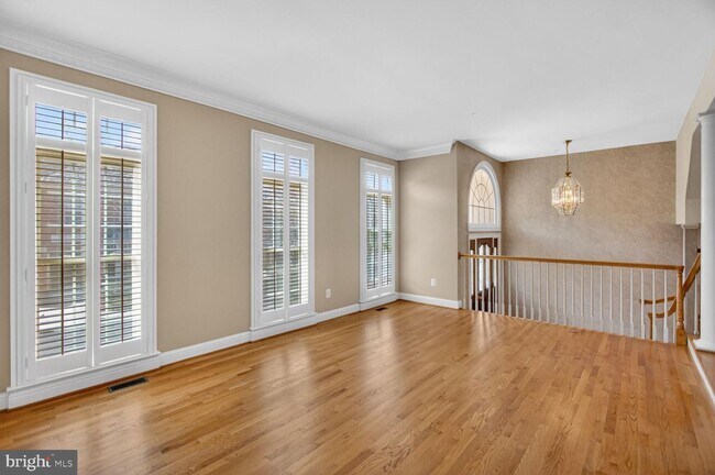 Foto del edificio - 7907 Turncrest Dr