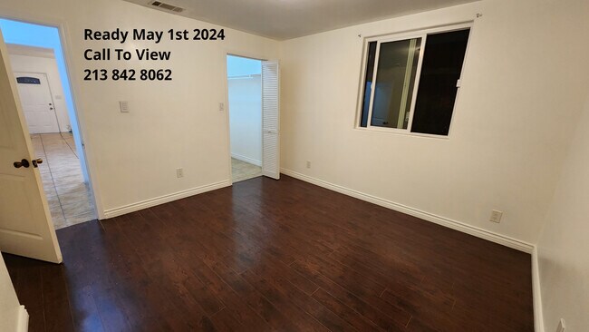 Room 1 - 1108 W 58th Pl