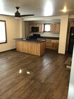 Foto principal - 912 6th St W