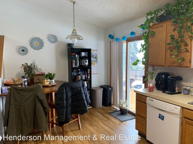 Building Photo - 4 br, 3 bath House - 2604 E Redbud Drive