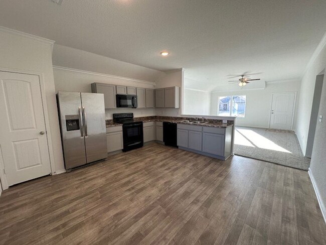 Building Photo - 5168 Red Fox Trl