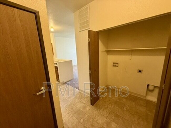 Foto del edificio - 1600 I St