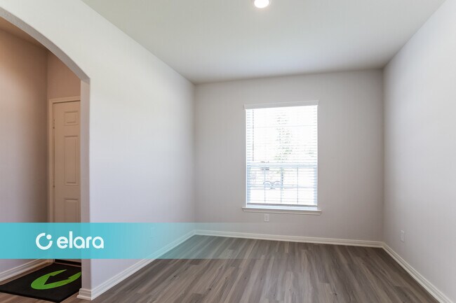 Building Photo - 10455 RED CARDINAL DR