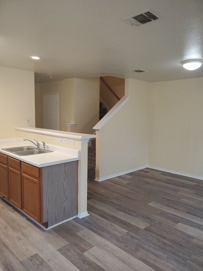 Foto del edificio - Christopher