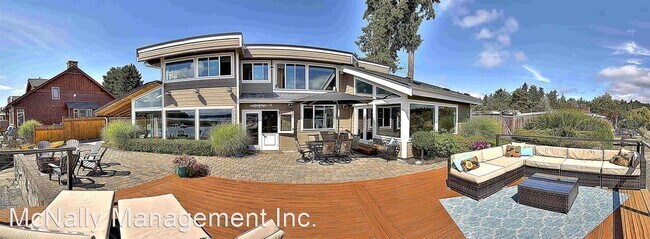Building Photo - 4 br, 2.5 bath House - 2707 Moorelands Dr. NW