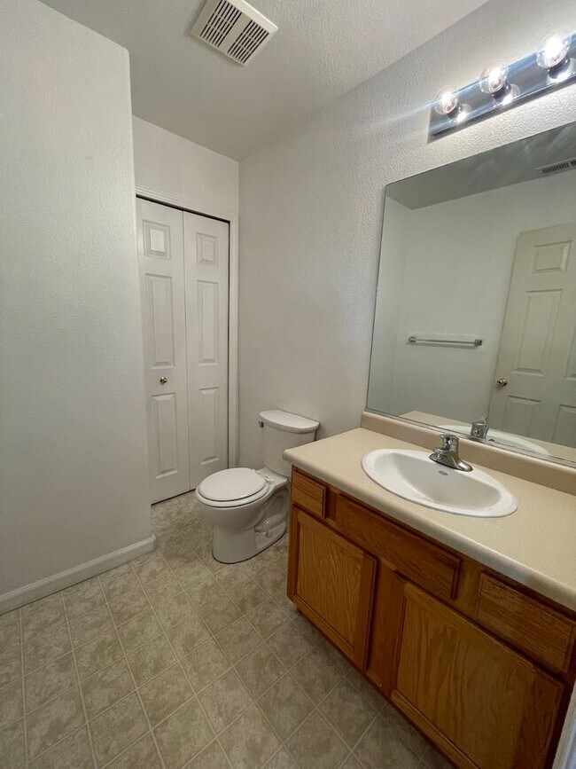 Building Photo - Kimmerling Road 1306