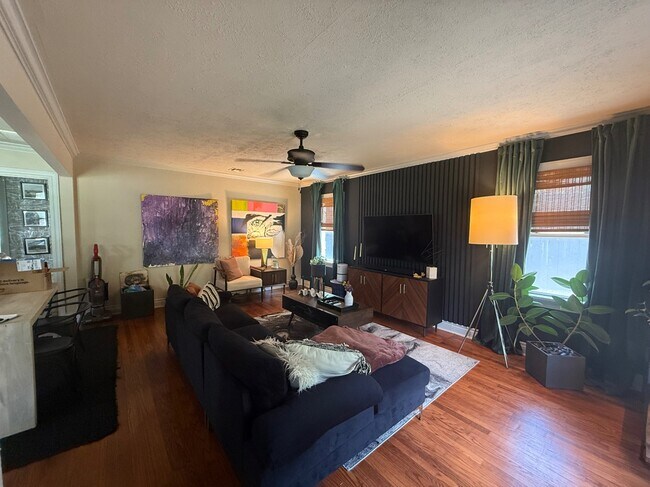 Foto del edificio - 1702 NW 38th St
