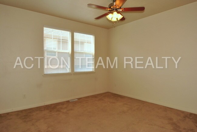 Building Photo - 10958 S Maple Forest Way