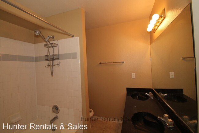 Building Photo - 3 br, 2 bath House - 3613 Christie Dr