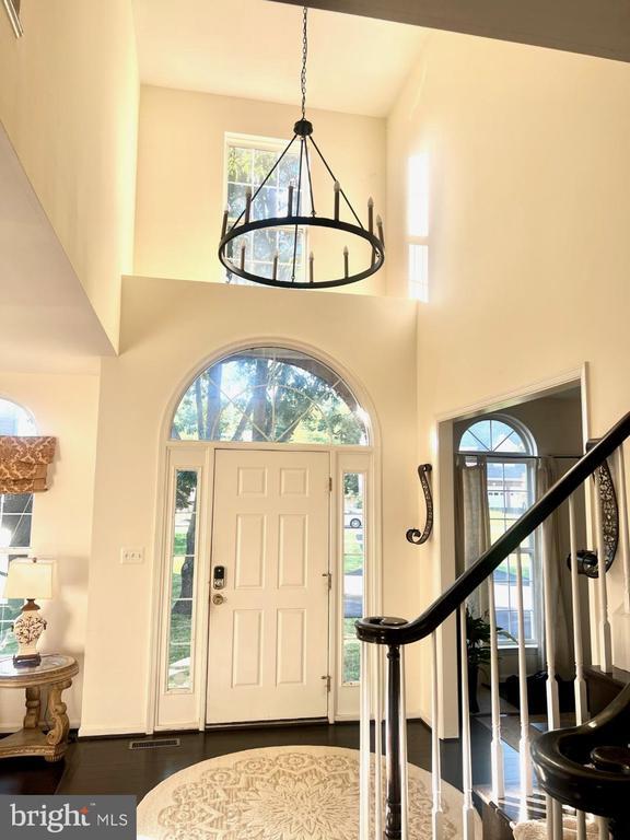 Foto del edificio - 5317 Poplar Valley Ct