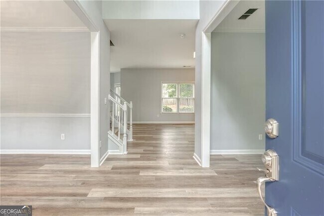 Building Photo - 355 Lamme Chase