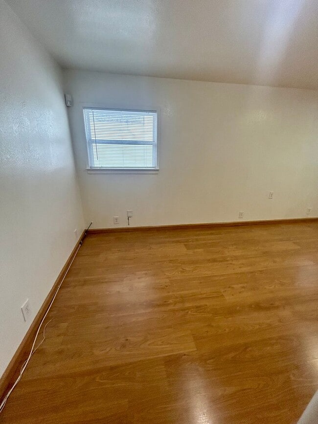 Building Photo - 1849 Washington Ave