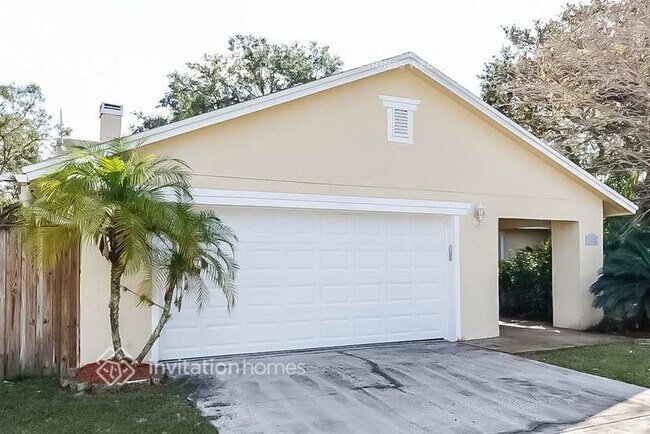 Building Photo - 503 Hillside Ct