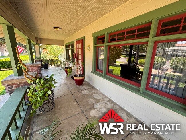 Building Photo - Prime Riverside Location in Wood Streets A...
