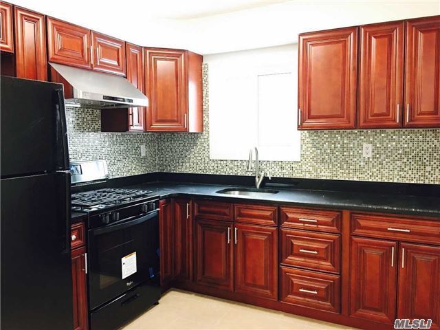 Foto del edificio - 39-21-39202 202nd St