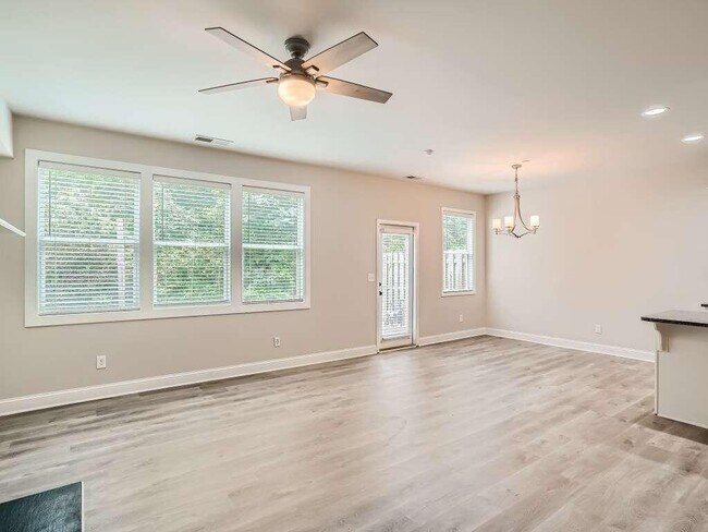 Building Photo - 1012 Candela Ln
