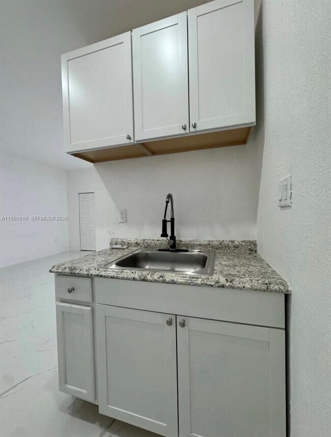 Foto del edificio - 16034 SW 61st Ln