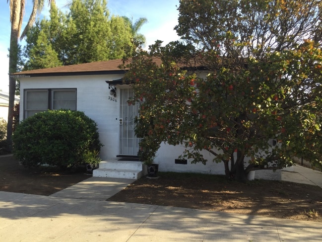 Building Photo - 2206-2208 1/2 Ocean Park Blvd