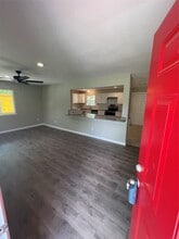 Building Photo - 2734 Ash Rd