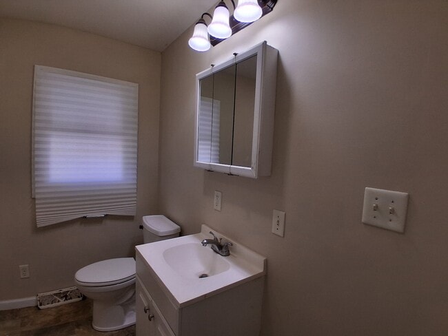 Building Photo - 111 Grace-