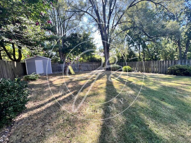 Building Photo - "Charming Old Orchard 3-Bed Home with Fini...