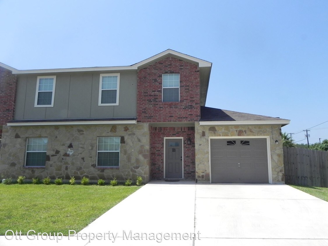 Primary Photo - 1116 Grace Point Dr