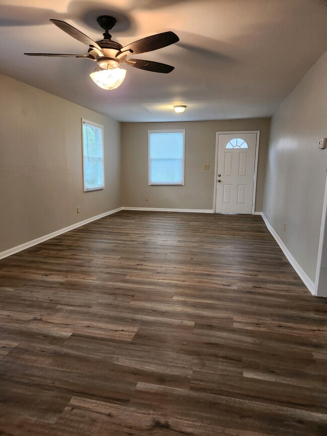 Building Photo - 4216 Mansion Ave