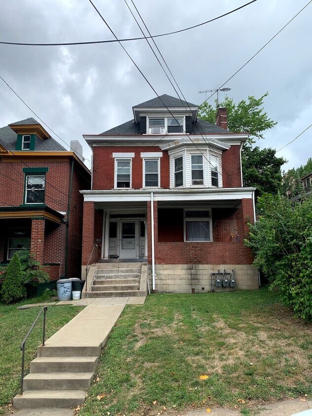 Primary Photo - 841 Heberton St