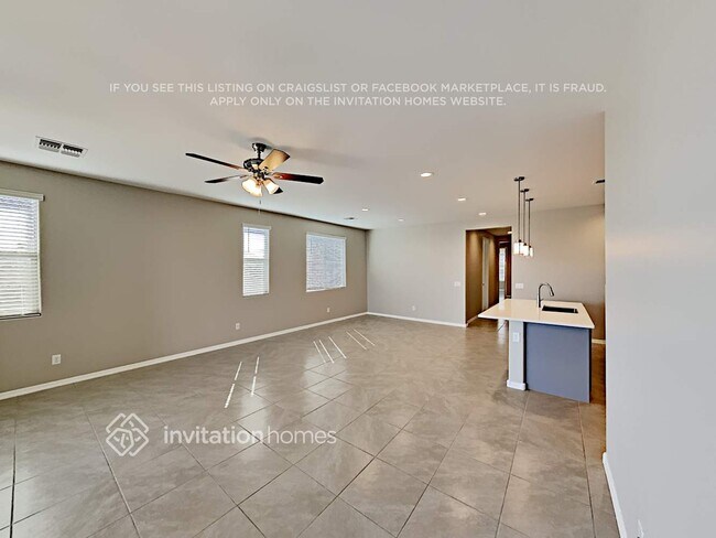 Foto del edificio - 4327 N 196th Ave