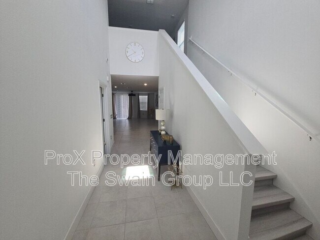 Building Photo - 4450 Rapallo Ave