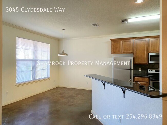 Foto del edificio - 3/2 Surrey Ridge Duplex