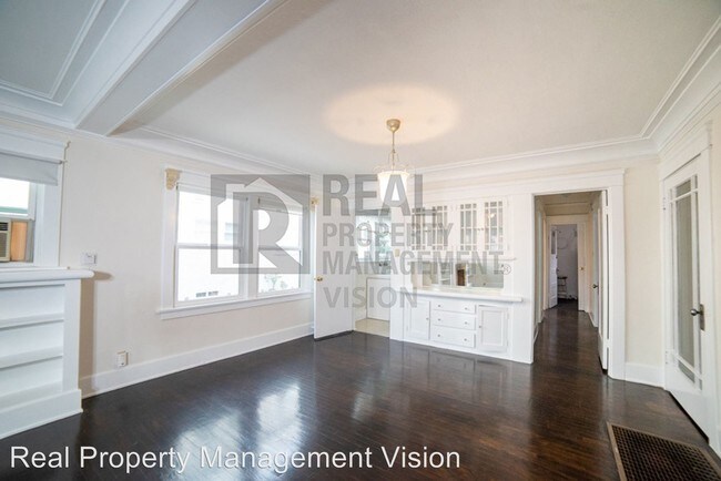 Foto del edificio - 618 1/2-620 S Louise St
