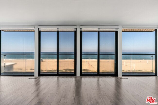 Foto del edificio - 2308 The Strand