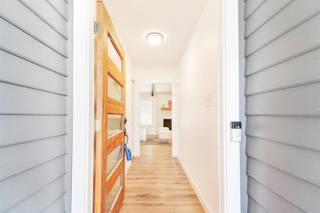 Building Photo - 8414 Staunton Dr