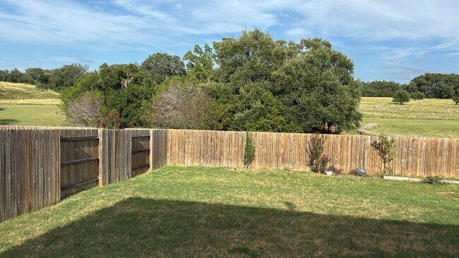 Building Photo - 804 Crown Anchor Bnd