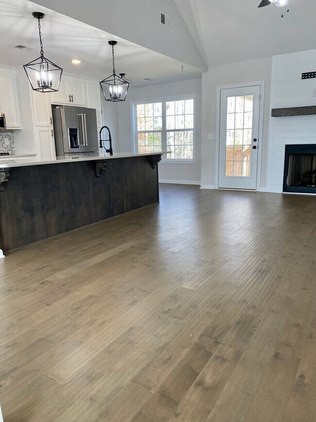 Luxury Home House Rental in Clarksville, TN